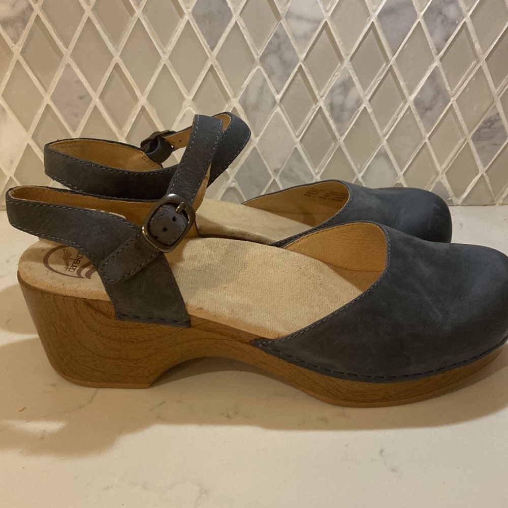 Dansko 'Sam' Leather Mary Jane Clog in Blue Size 42 - Picture 4 of 8